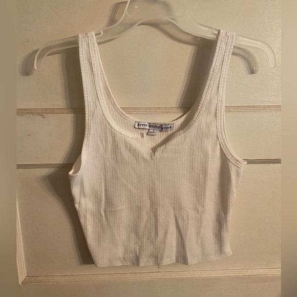 HYFVE Women's White Crop Top And Gray Shorts Romper Outfit Size Large Bundle - Picture 2 of 9